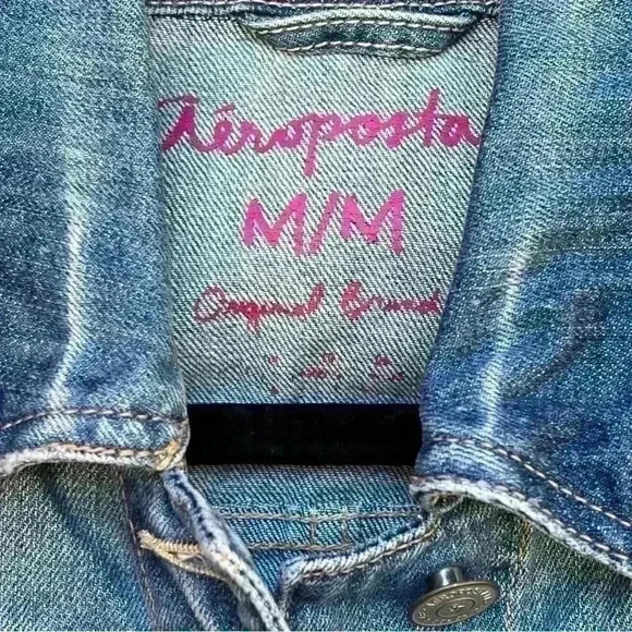 Distressed denim cropped jean vest junior’s size M - Picture 2 of 6